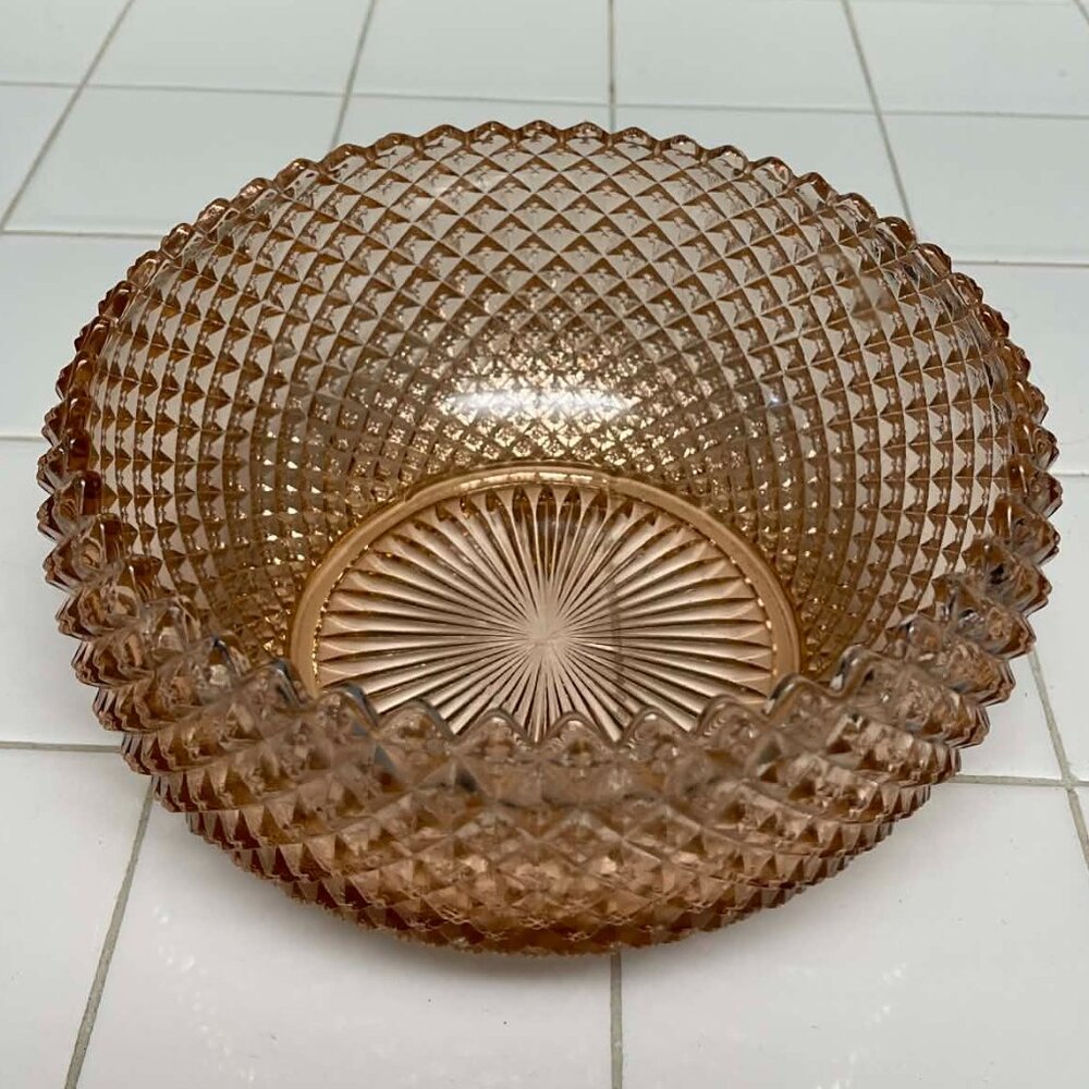 1930's Miss America depression glass serving bowl, diamond cut - Picture 3 of 7